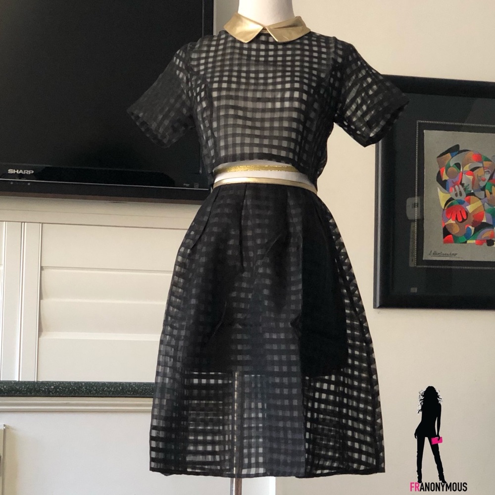 Black Gold Lined Top and Skirt - Picture 4 of 6